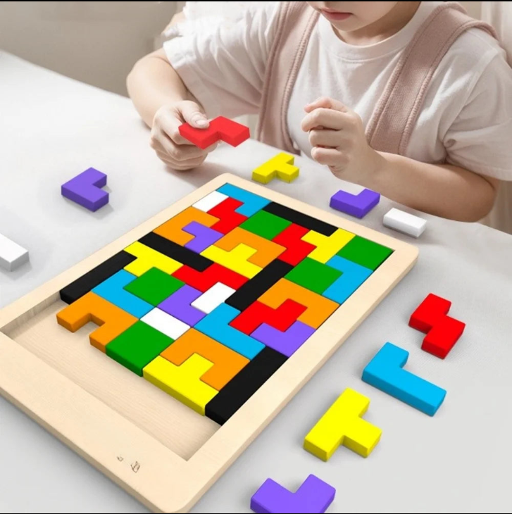 tangram coloré rectangulaire