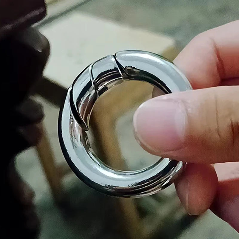 Puzzle anneau métallique magique